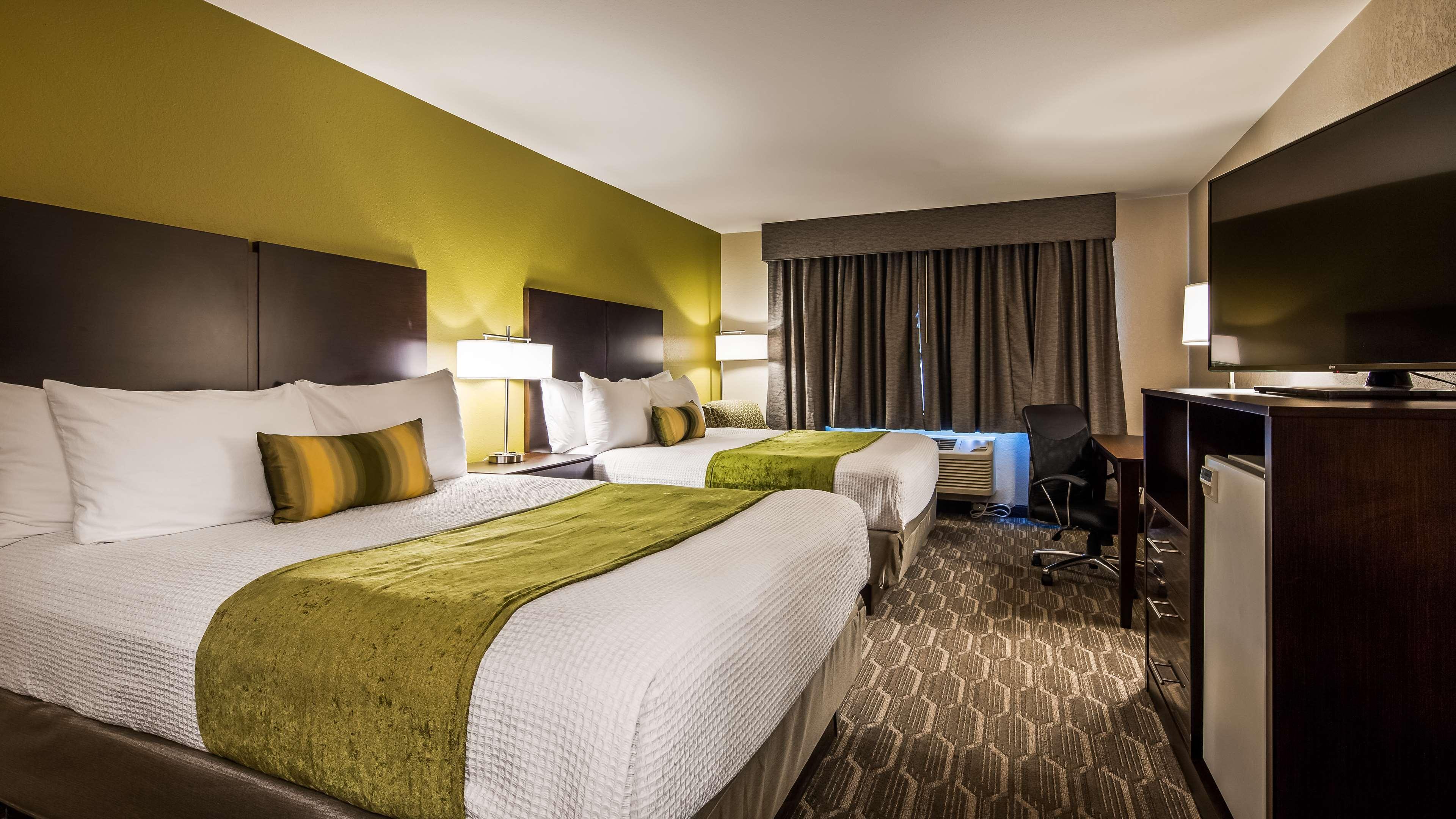 Best Western Plus Wenatchee Downtown Hotel Екстериор снимка