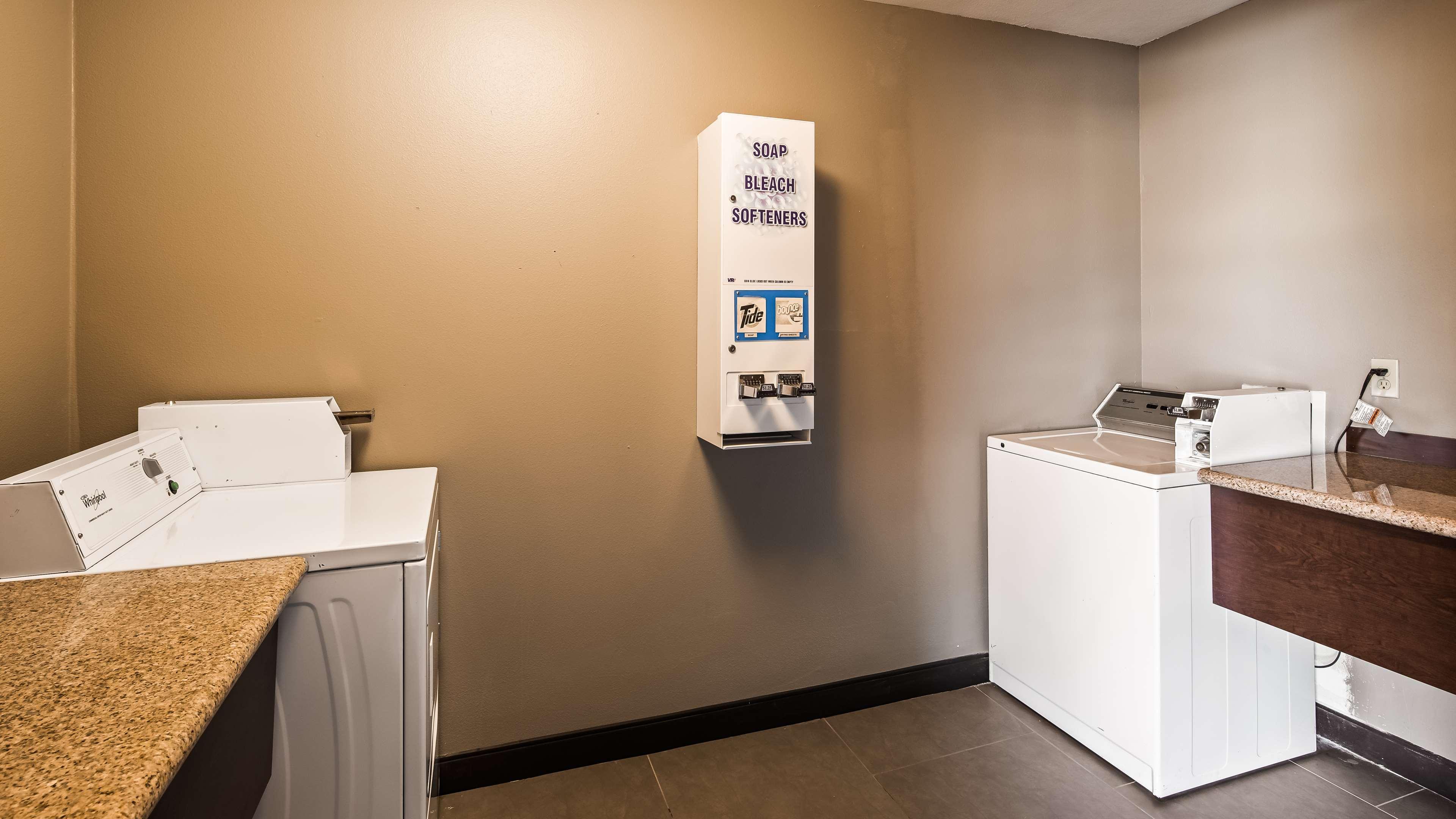 Best Western Plus Wenatchee Downtown Hotel Екстериор снимка