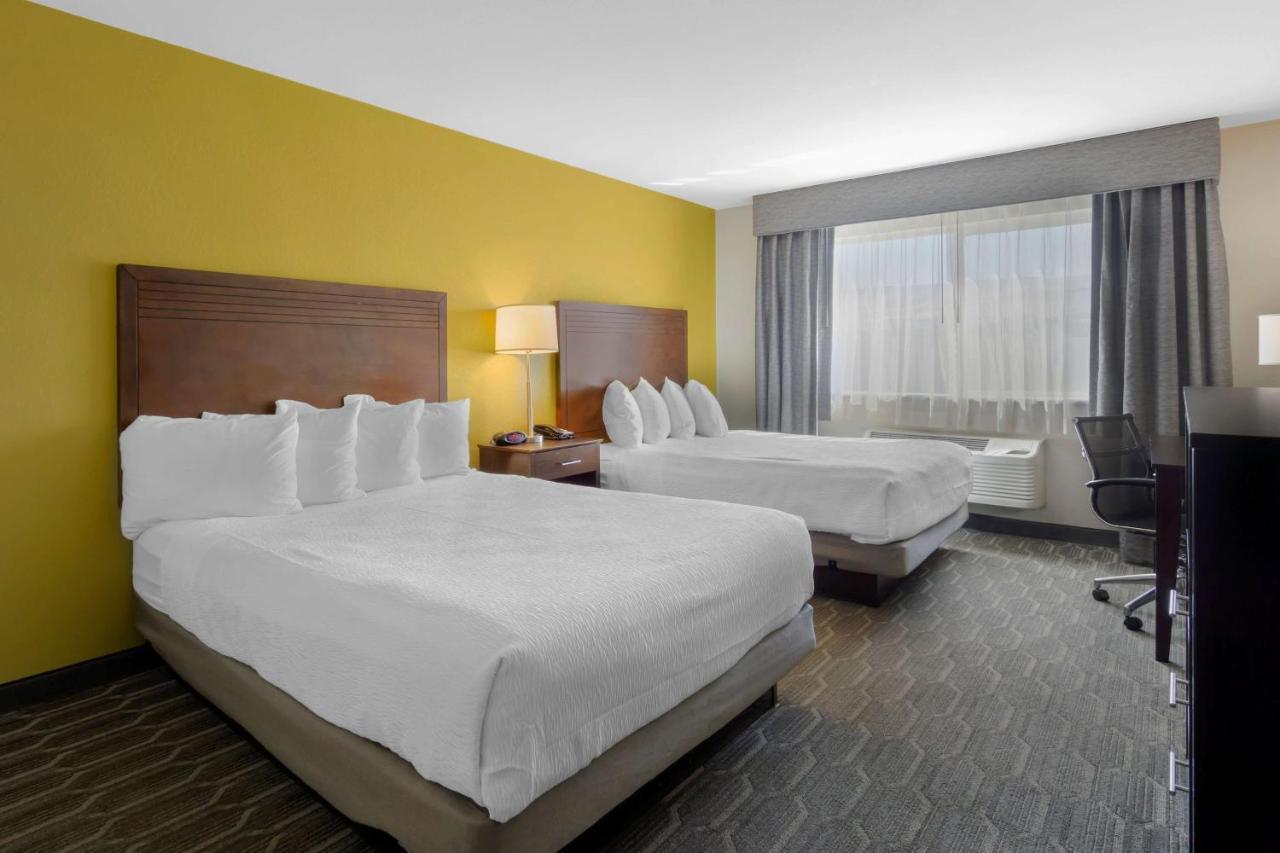 Best Western Plus Wenatchee Downtown Hotel Екстериор снимка