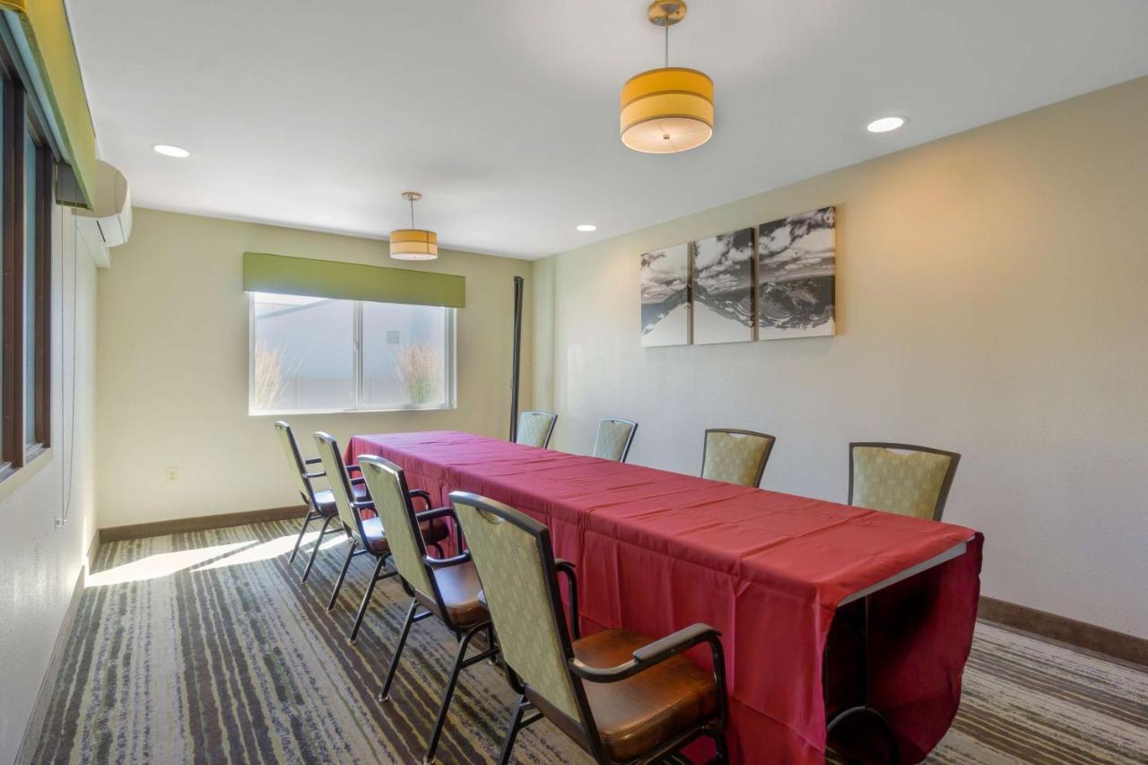 Best Western Plus Wenatchee Downtown Hotel Екстериор снимка