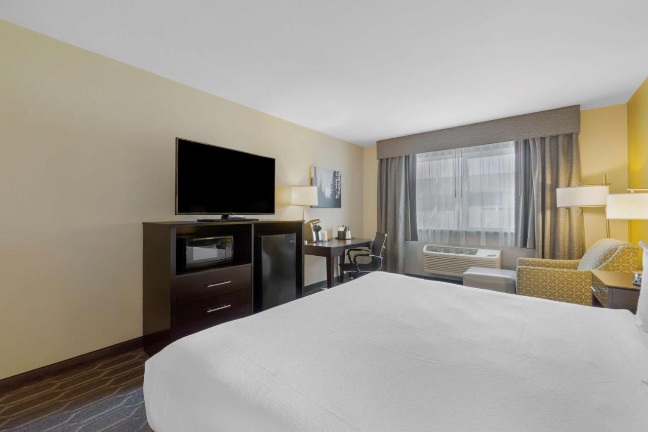 Best Western Plus Wenatchee Downtown Hotel Екстериор снимка