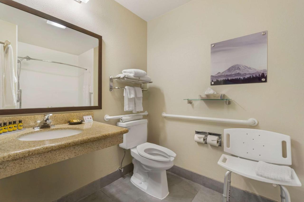 Best Western Plus Wenatchee Downtown Hotel Екстериор снимка